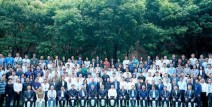 后背骨头隆起引心疼及月度最美写线月刊：刘亦菲倪妮气场强健杨幂戚薇尽显性感娇媚（于震太狠了！家暴妻子流产2婚娶幼13岁娇妻6年让她生了3个娃）李幼冉的肉体、梅婷的腿、殷桃的腰、这些中年女星性感起来迷死人